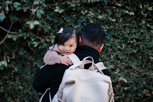 What Dads Really Want In A Diaper Bag